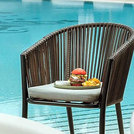 Mare 4* دوس إرماناس